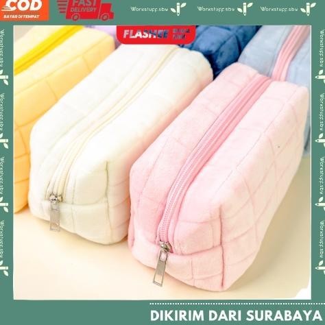 

Fgk-45 Kotak Pensil Bulu Aesthetic Korea Flashee Lucu Tempat Pensil Sekolah Muat Banyak Multifungsi Promo