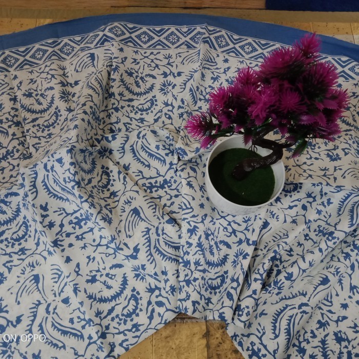 Kain Batik Katun Warna Biru Putih