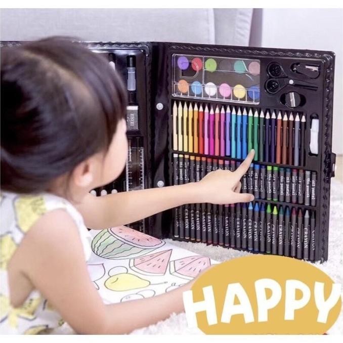 

CRAYON SET 150PCS / KRAYON MEWARNAI ANAK 150PCS / PENSIL WARNA SET CRAYON SET ANAK LENGKAP HALUS NYAMAN BAGUS BERKUALITAS BRAND OFFICIAL TERLARIS TERBARU TERMURAH UNIK COD