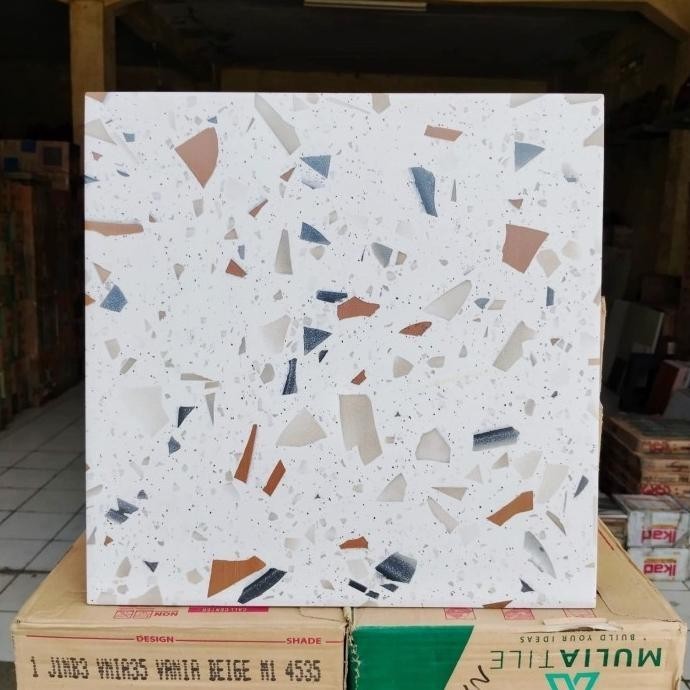 Keramik 40x40 motif terasso (kasar)/ keramik terazo/ terazzo/ teraso kasar/ dinding lantai kamar man