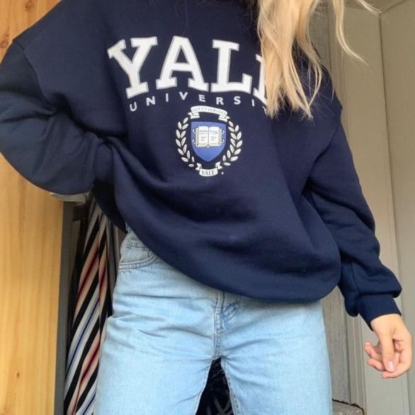Crewne Sweater Unisex Yale University - Atasan Tebal Terlaris