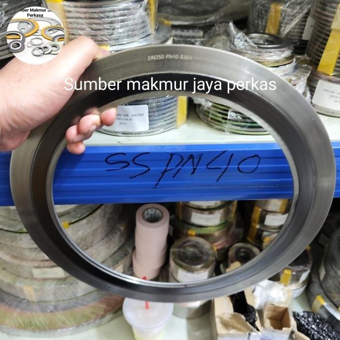 

Spiral Wound Gasket Pn40 Ss304 10" Inchi ( Swg Pn40 Ss304 )