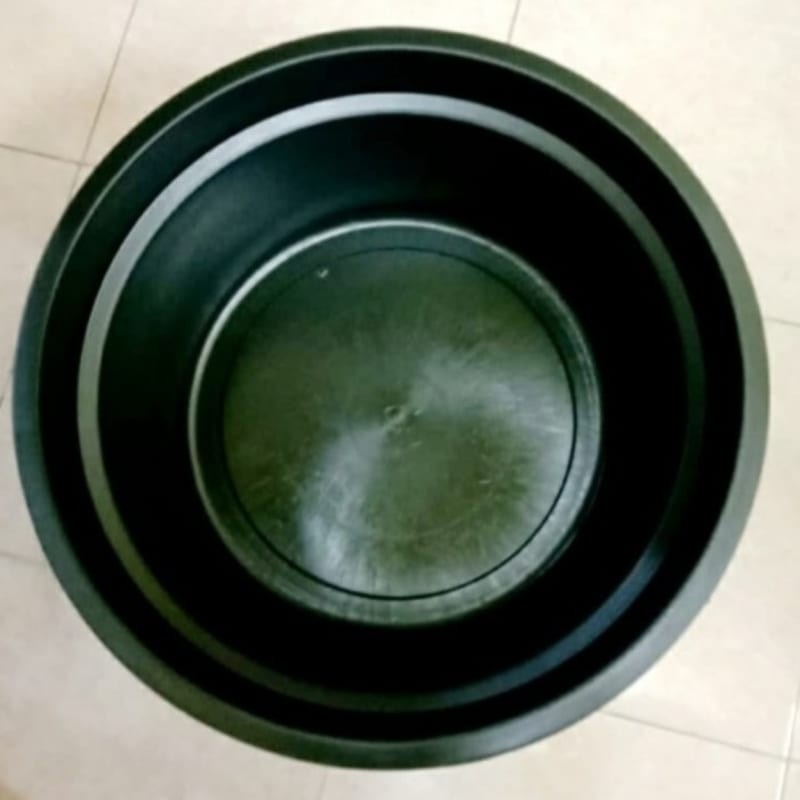 baskom plastik bulat/bak hitam 24