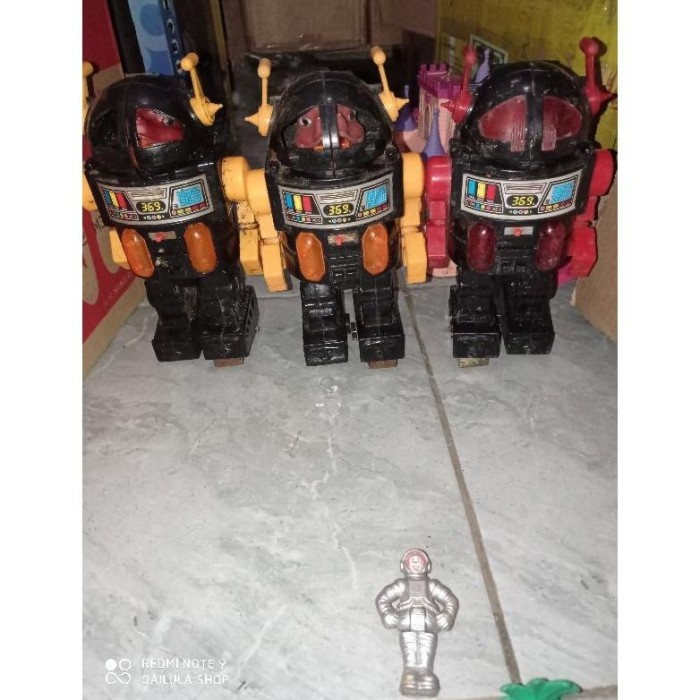 Licy Mainan Robot Saturn Dino Monster Robot Of The Empire De Mike Vintage