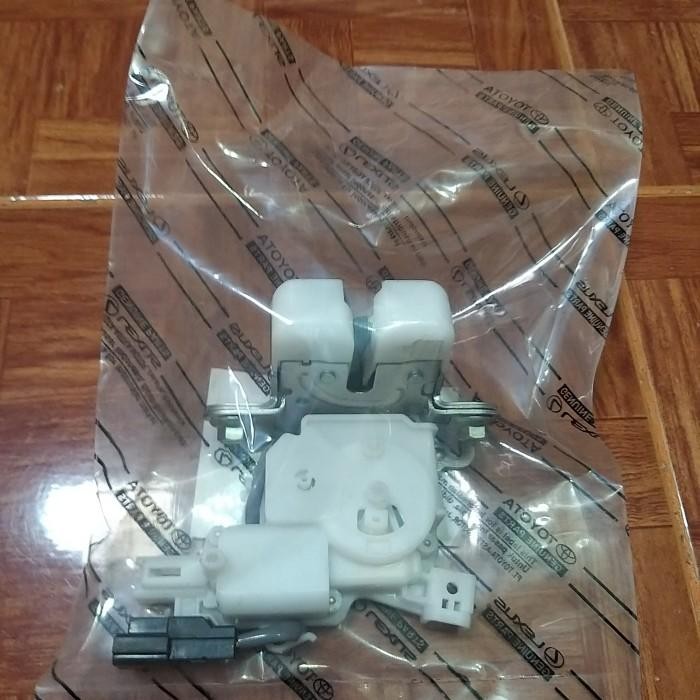 Door Lock Bagasi Toyota Agya,Alya,Sigra,Calya Original