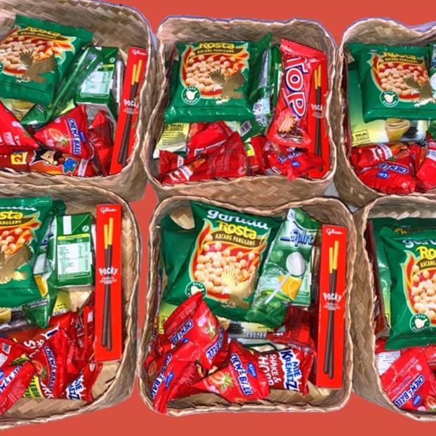 

ghs-55 PAKET Merah Hijau/ jajanan jaman dulu snack box/ hampers box/ birthday gift box/ lebaran/ thr Premium