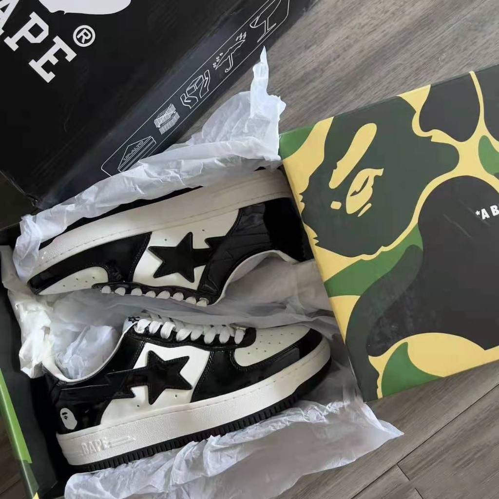 Bape Sta Ape-Man Head Low-Cut Fashion Trendi Sepatu Pria Wanita Sepatu Glossy Hitam Putih |E20ADB69|