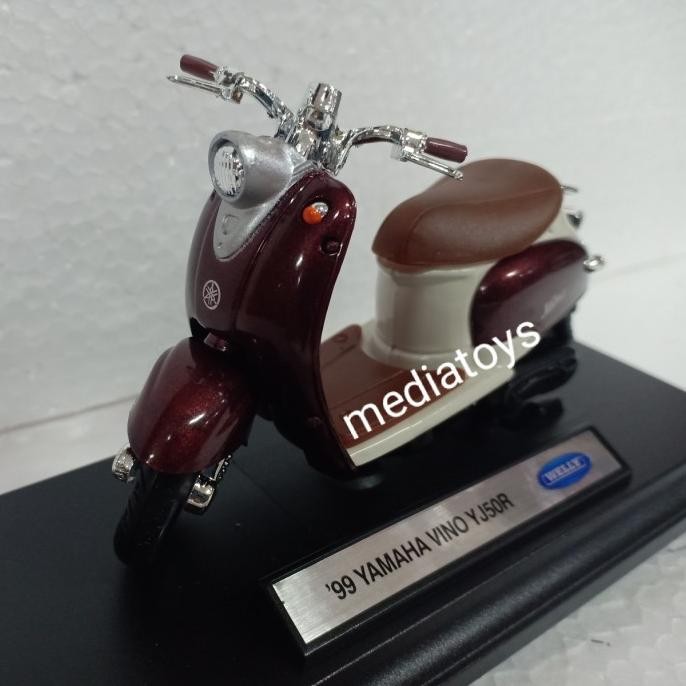 diecast 1:18 welly 99 vespa yamaha vino YJ50R