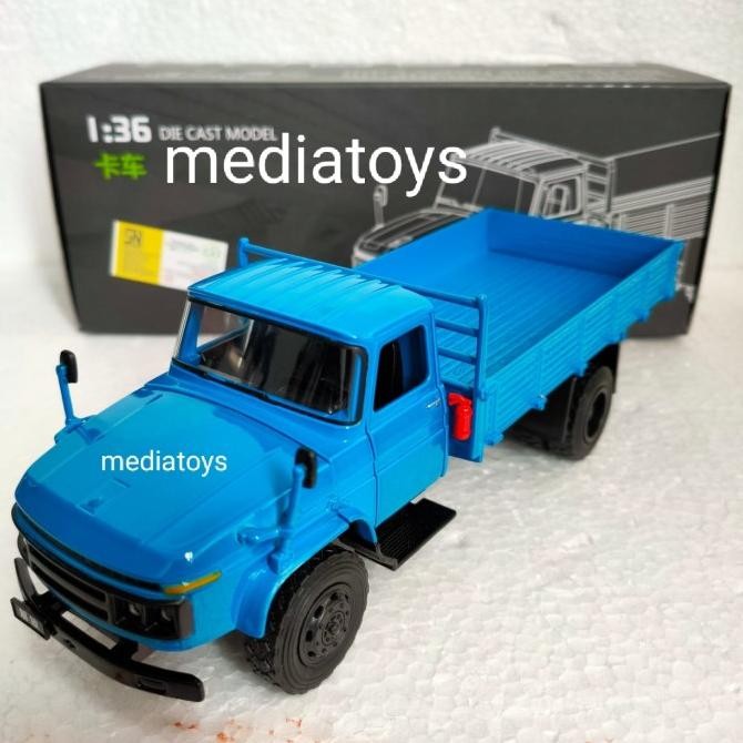diecast 1:36 truck classic 6 ban.warna biru