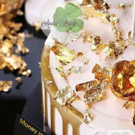 

Edible Gold Leaf Foil Hiasan Kue Taburan Fondant Cake Hiasan Kue Kerta