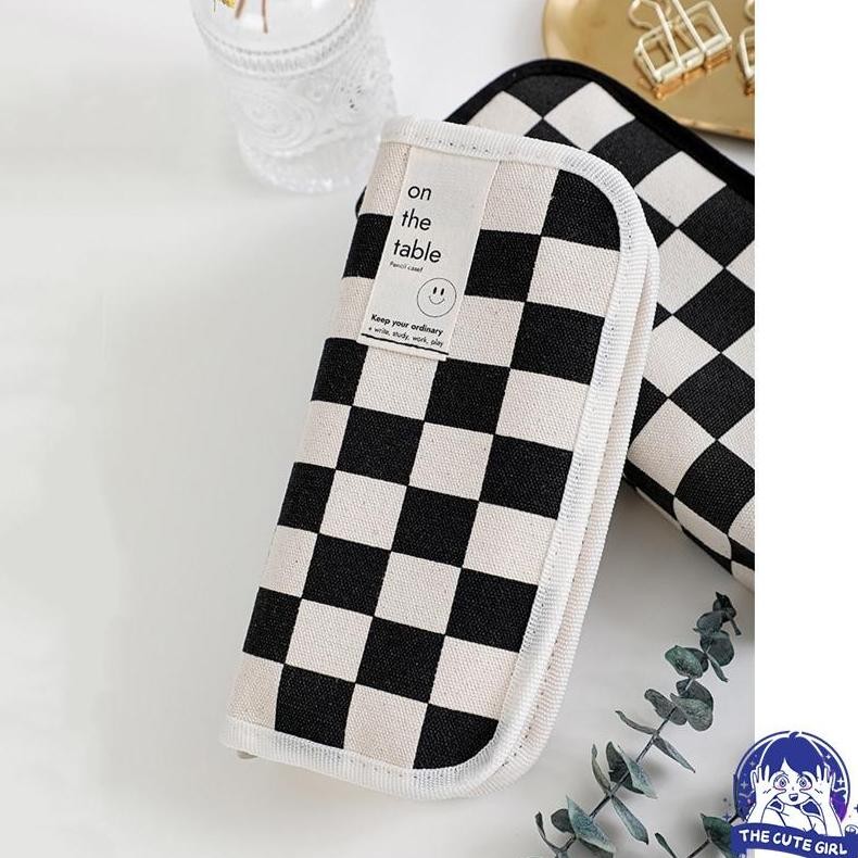 

TERMURAH tempat pensil alat tulis Jepang berkapasitas besar/kotak pensil Sederhana untuk Kapasitas Besar/tempat pensil aesthetic- Stazionario Eh76