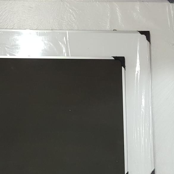 Papan Tulis Whiteboard Dan Kapur Ukuran 60X80