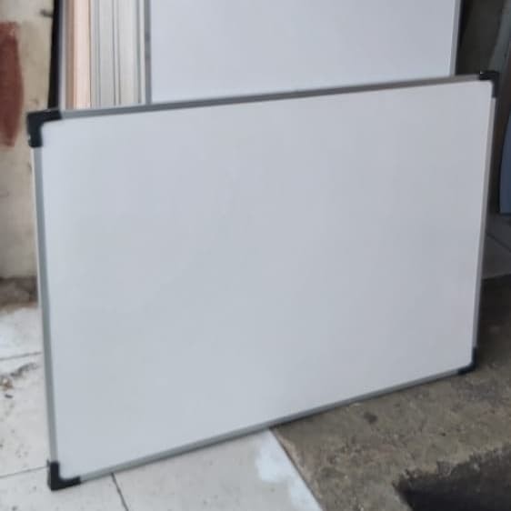 

Ready papan tulis gantung 60 x 120 cm