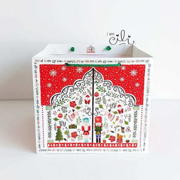 

Murah Meriah (Paperbag Angelica24) Paperbag Natal Christmas Lucu Uk 24X24X21 (Isi10) Be09