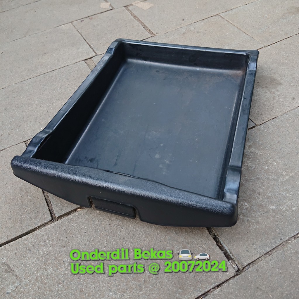 laci bawah jok Toyota Corona absolute at190