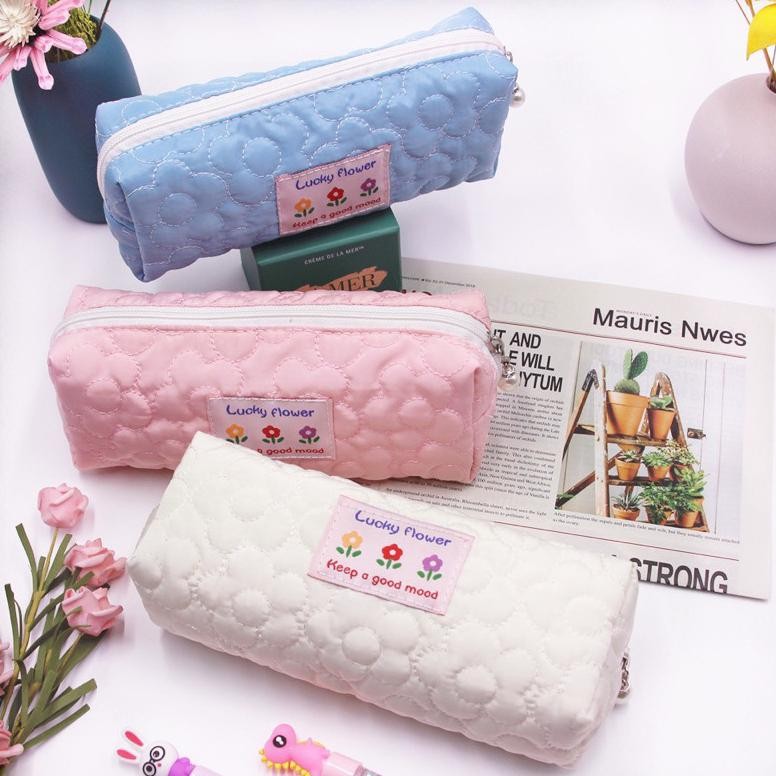 

gd-12 NEW! Gifu Fluffy Pencil Case / Kotak Pensil Empuk Premium Lembut / Kotak Pensil Bantal Aesthetic Korea / Kotak Pensil Premium Kotak Kotak Termurah