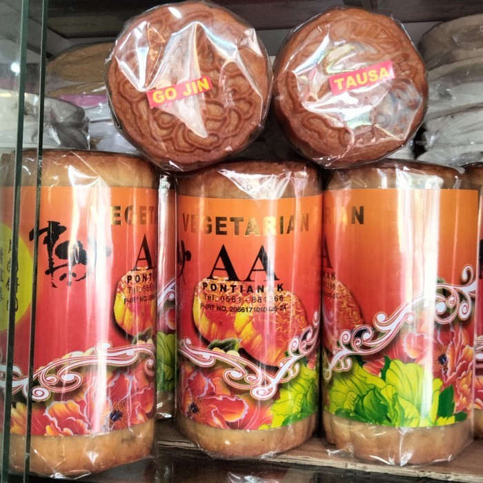 

Halal Mooncake Vegetarian / Makaupia / Ngowjin Tang / Kue Bulan