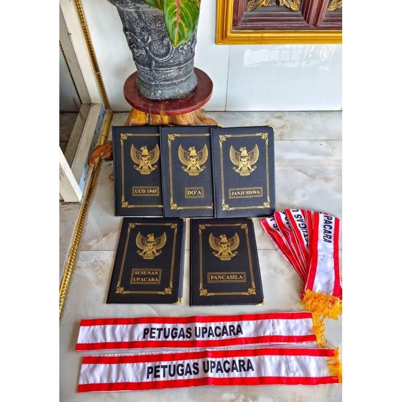 

Kekinian Map Upacara 1 Set + 10 Selempang Murah Flase Sale