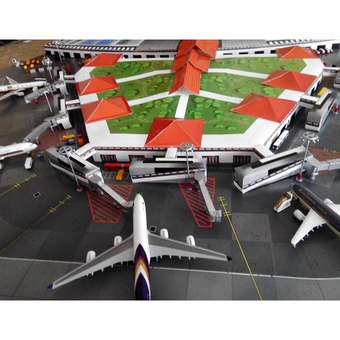 Miniatur Soekarno Hatta Airport Terminal 1 DIY (85 x 88 cm) 1:500