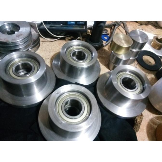 Roda Lift Besi Bukan Coran Unp 5Cm | Material