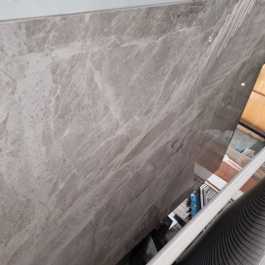 GRANIT LANTAI WELLGRESS VENTINO BIANCO 80X160 2.56M [FREE ONGKIR]