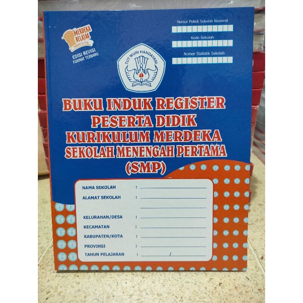 

Paket usaha Buku Induk SMP Kurikulum Merdeka 2022 50 Siswa