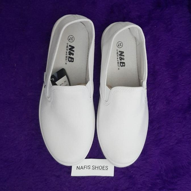 SEPATU IMPORT PANTOFEL SLIP ON WANITA PUTIH POLOS/SEPATU SUSTER
