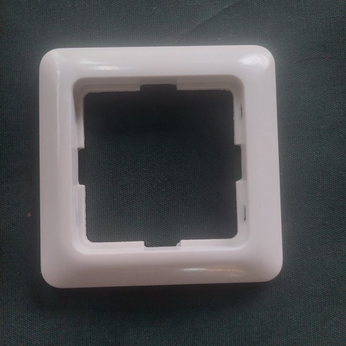 FRAME BERKER / BERKER 21776