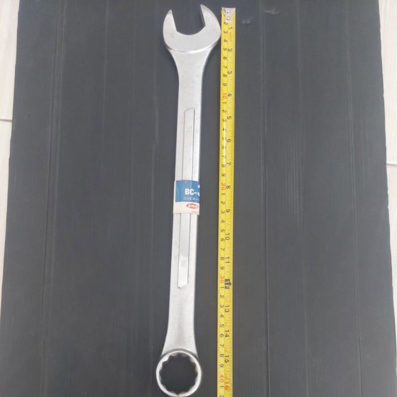 AIGO JAPAN KUNCI RING PAS 32 MM