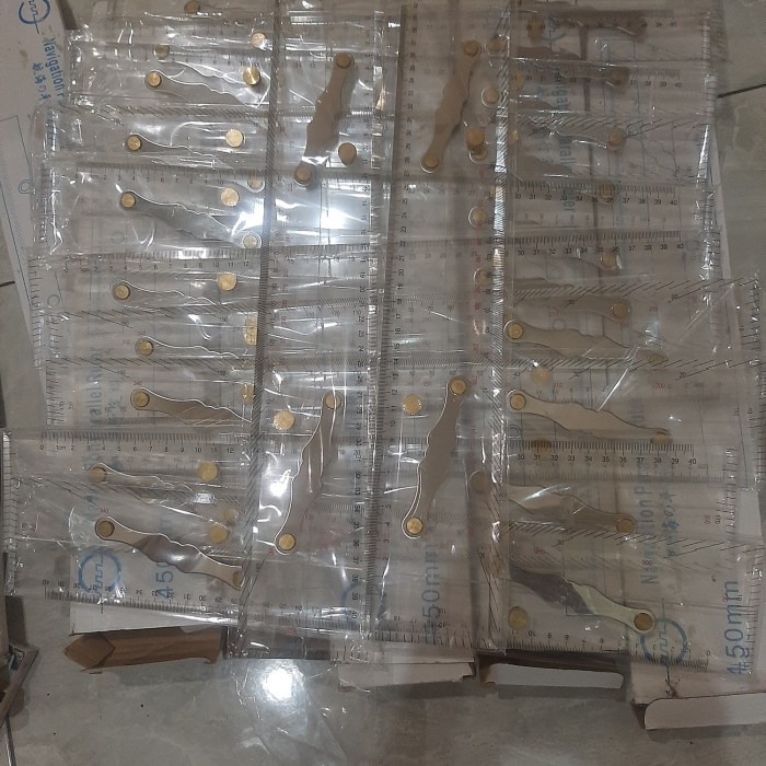 

Terlaris Jangka Semat Dan Mistar Jajar / Set