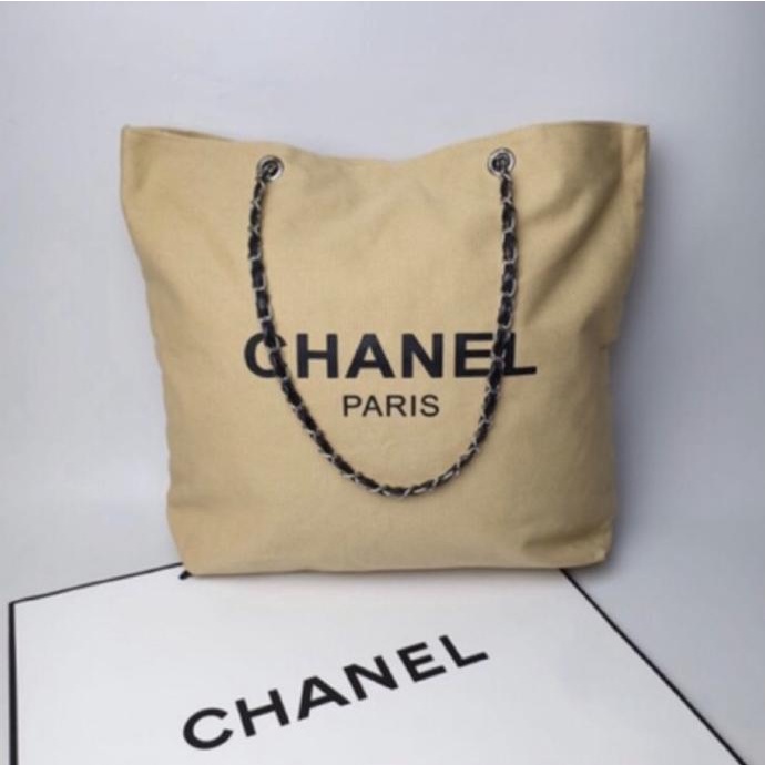 vip gift tote bag cream