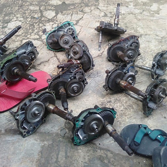 {Bekas} Gear Gigi Rasio Gardan Gear Box Rasio Yamaha Mio Sporty Mio Smile Orig Diskon