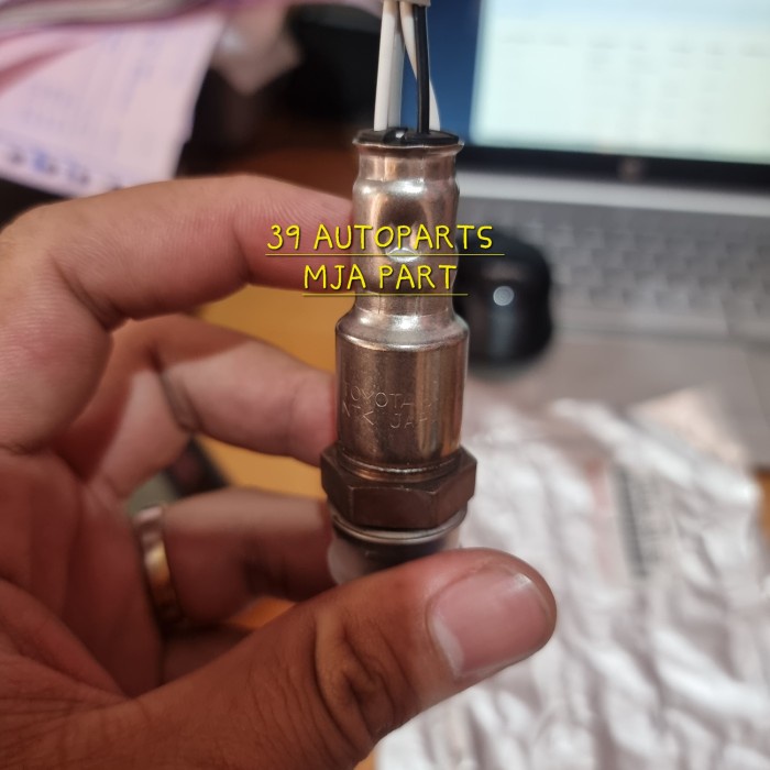 Sensor Oksigen Sensor katalis New Alphard Vellfire AGH30 89465-58160 terpercaya