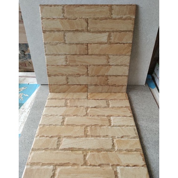 ➝ Keramik 40x40 BATA CREAM MATT KASAR DINDING TERAS ✳ ✹ `