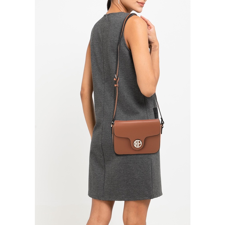 Tas Selempang Hush Puppies Original Wanita Sling Bag Kompartemen utama dengan resleting Lamaran 100%
