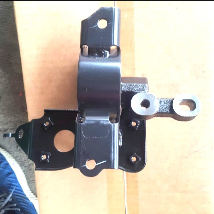 ENGINE MOUNTING KIRI AGYA AYLA 2015 - 2018 ORIGINAL terbaik