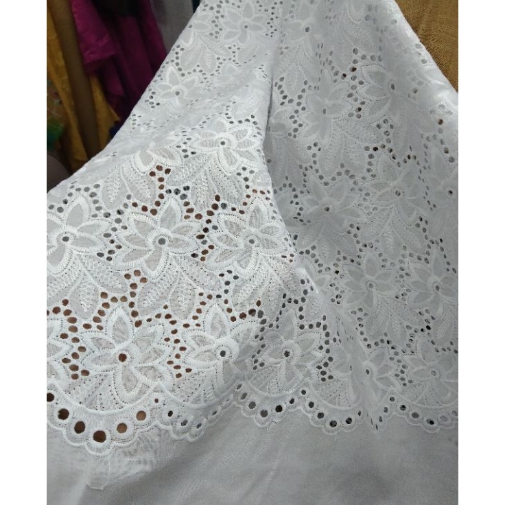 XXBZ1661  kain/bahan katun bordir putih bw