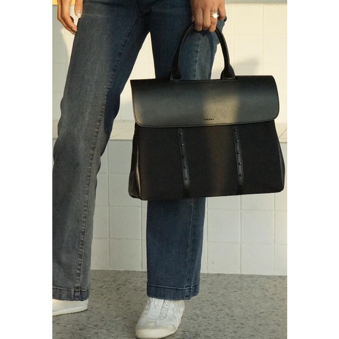 Sale Kwani Ava Line Bag