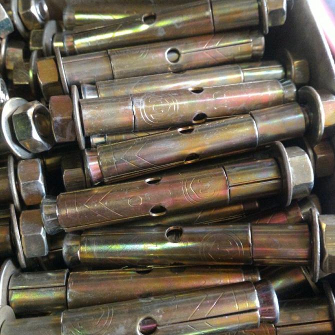 /////] dinabolt 10x65