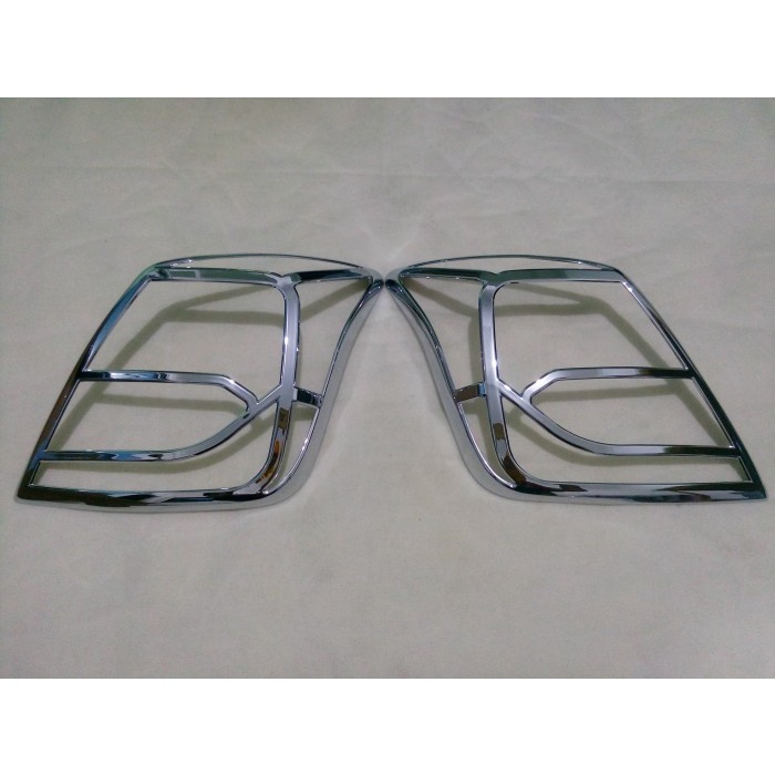 Garnish Lampu Belakang Datsun Go / List Lampu Belakang Datsun Kode Dt 055