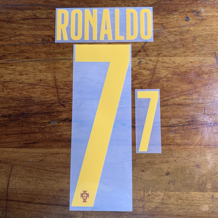 [New] Original 2022 Portugal Home Nameset Ronaldo Utk Jersey Terbaru