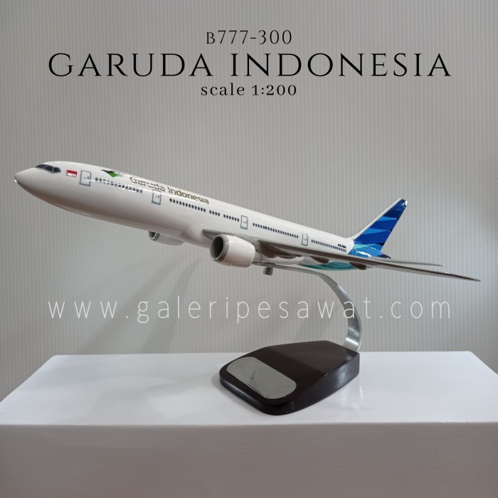 ✨New Miniatur Pesawat Garuda Indonesia B777-300 Diskon