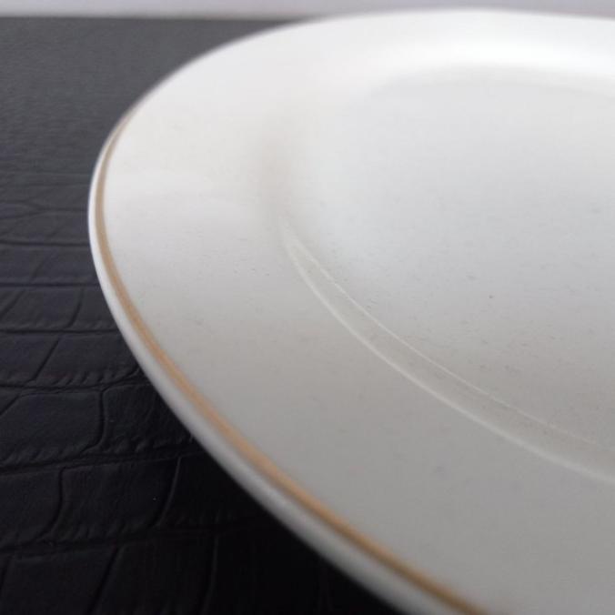 :<:<:<:<] PIRING OVAL / LODOR KERAMIK JM 8 INCH