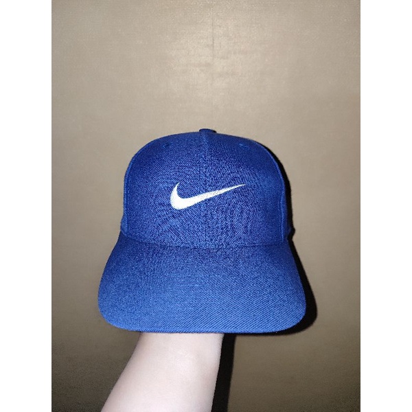 Topi Nike Vintage