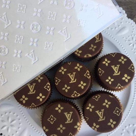 

Cake Stencil Louis Vuitton 【nsgღ