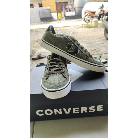 Converse green tobin