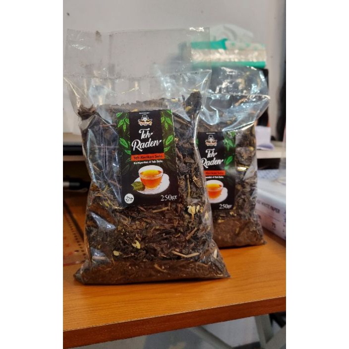 

ZFQQ2118 Terlaku... teh raden 500 gr (teh 4 racikan khas solo) || teh wedangan | teh angkringan | teh solo