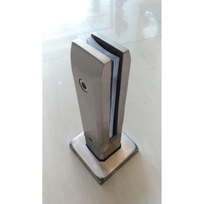 Glass Spigot Railing Tiang Jepit Partisi Kaca Balustrade Spigot Glass