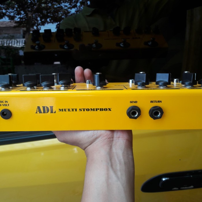 efek gitar multi stompbox