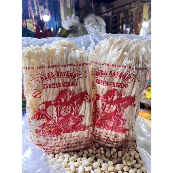 

kwetiaw kering